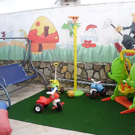 Pekcan אלאניה